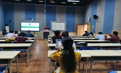 说明: https://www.gpnu.edu.cn/__local/6/90/88/E6BBBFE87228F400DA8C60B2072_BEE0CB22_34D28.jpg